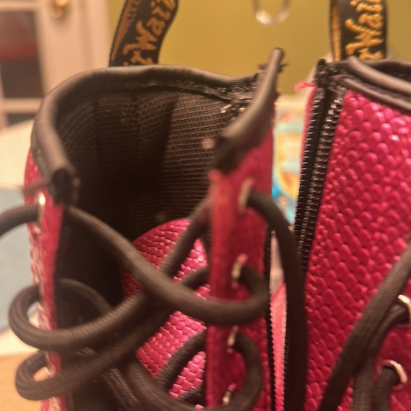 Pink Docs - Picture 8 of 10